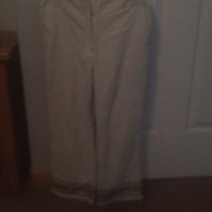 Casual corner Capri pants